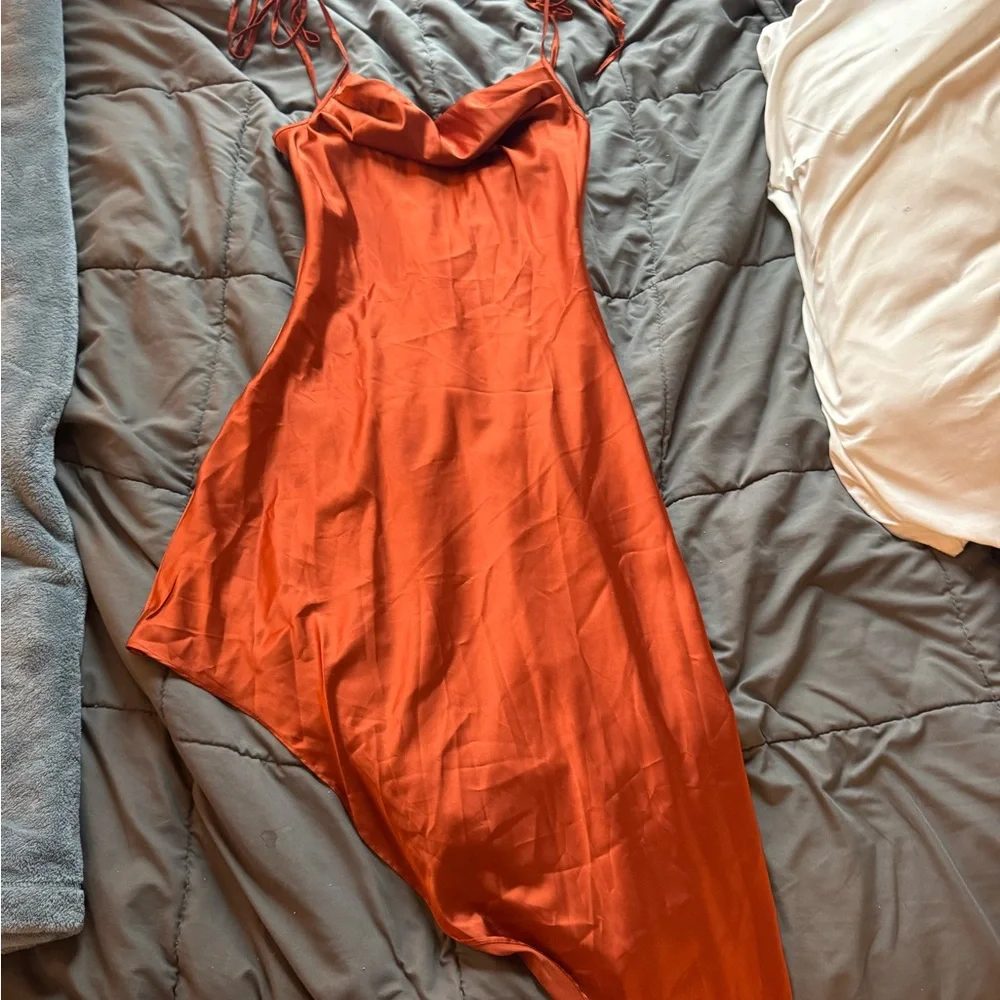 SHEIN Rust Asymmetrical Dress - Picture 6 of 6